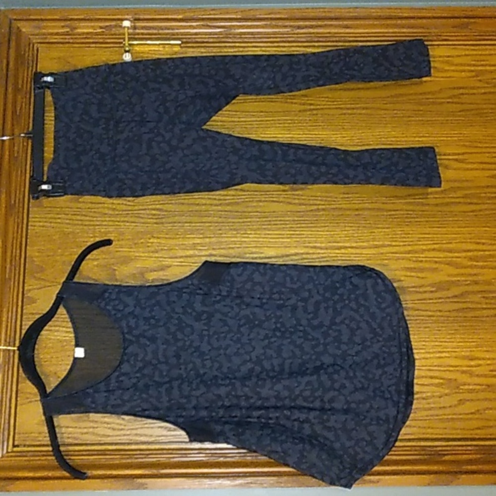 Women's Lululemon Athletic Tank and Capri Leggings Set